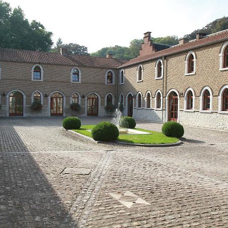 Hotel - Ferme Du Chateau D'Ahin Hoei Buitenkant foto