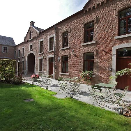 Hotel - Ferme Du Chateau D'Ahin Hoei Buitenkant foto