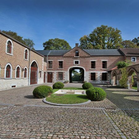 Hotel - Ferme Du Chateau D'Ahin Hoei Buitenkant foto