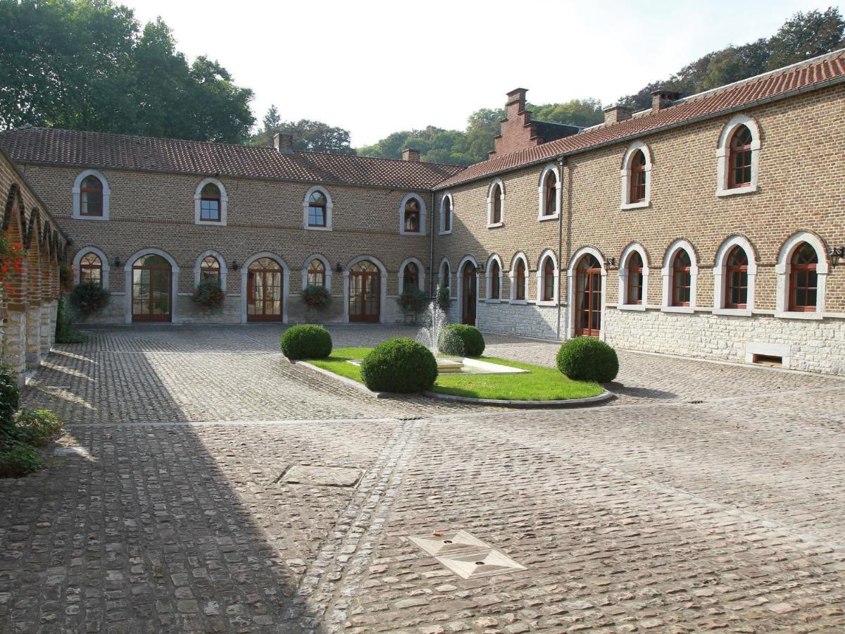 Hotel - Ferme Du Chateau D'Ahin Hoei Buitenkant foto
