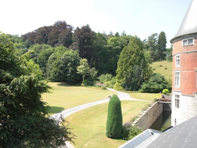 Hotel - Ferme Du Chateau D'Ahin Hoei Buitenkant foto