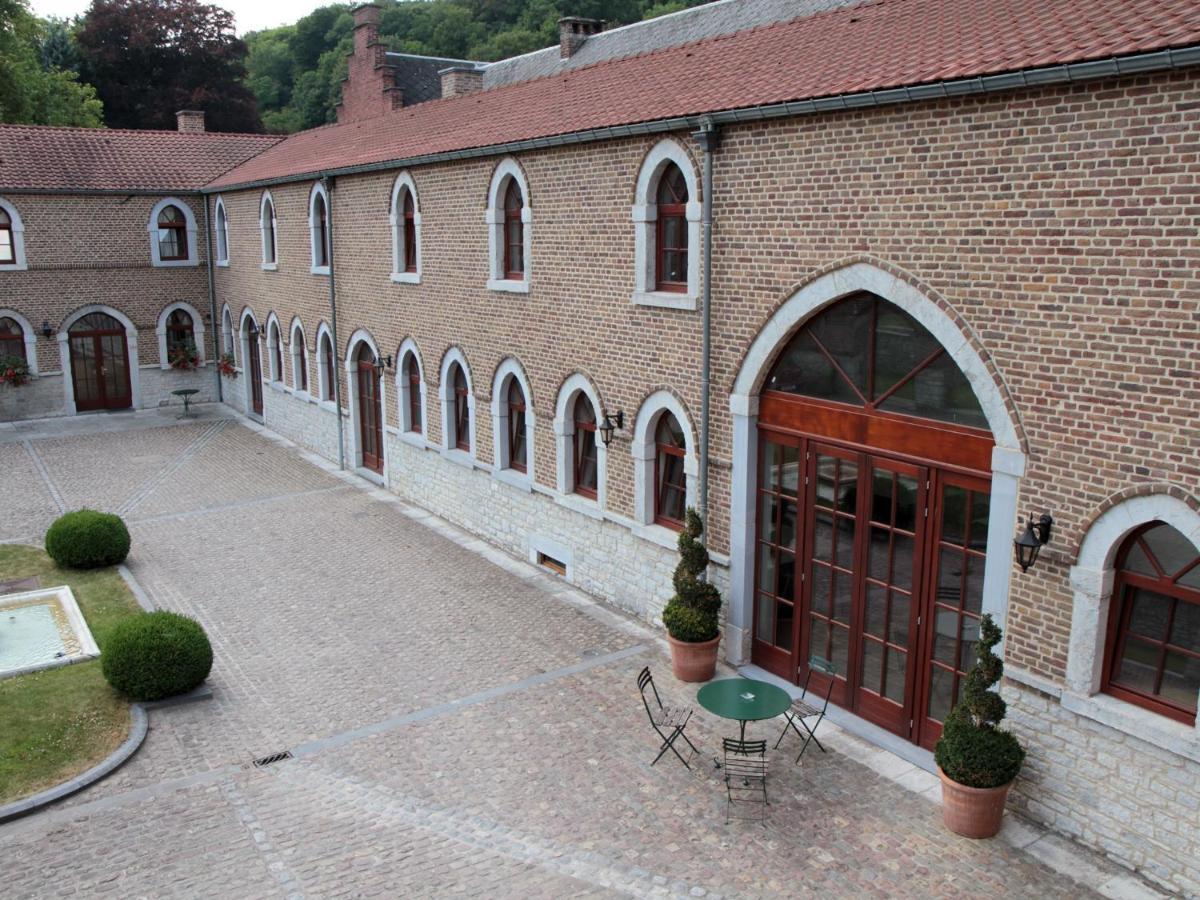 Hotel - Ferme Du Chateau D'Ahin Hoei Buitenkant foto