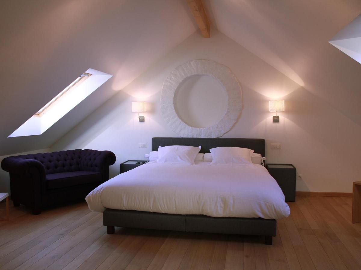 Hotel - Ferme Du Chateau D'Ahin Hoei Buitenkant foto
