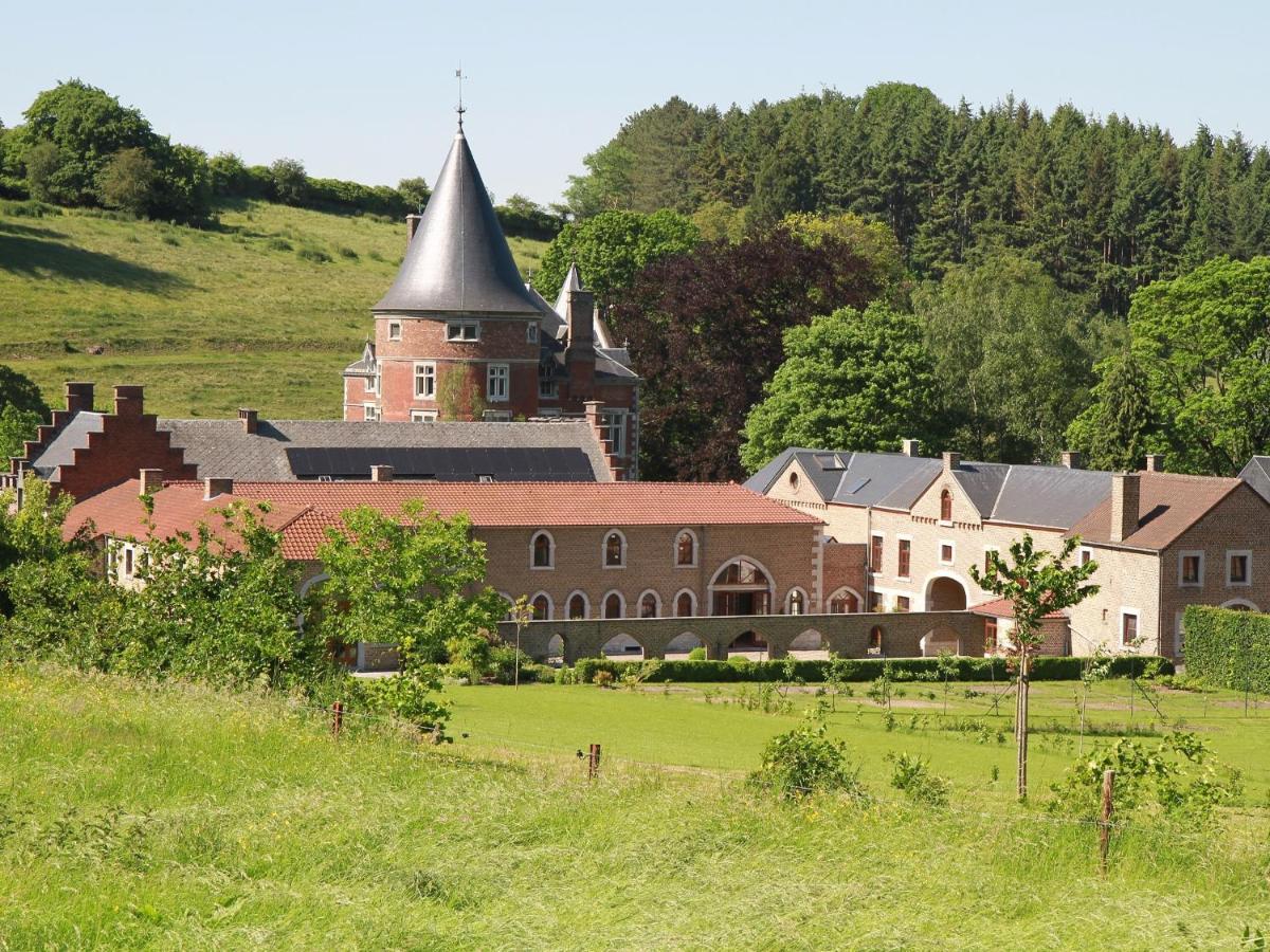 Hotel - Ferme Du Chateau D'Ahin Hoei Buitenkant foto