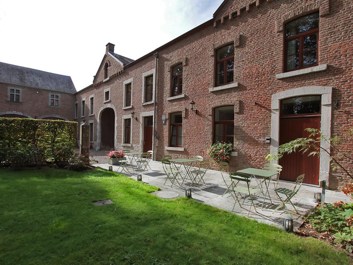 Hotel - Ferme Du Chateau D'Ahin Hoei Buitenkant foto